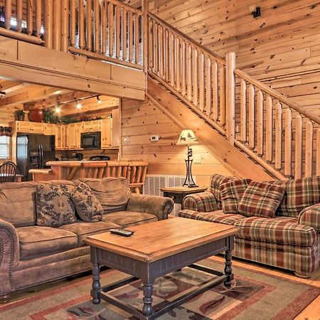 Pigeon Forge Cabin With Games, 1 Mi To Parkway! المظهر الخارجي الصورة