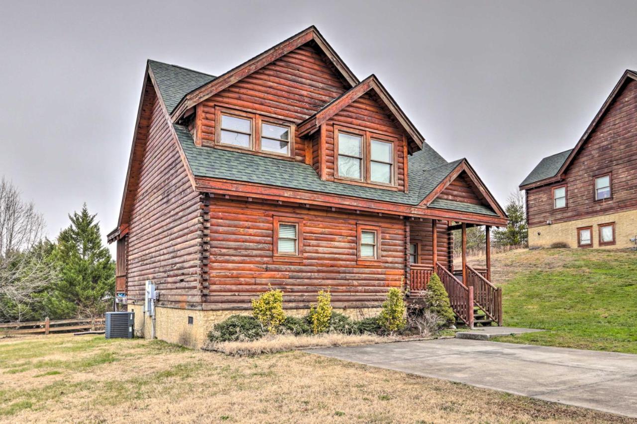 Pigeon Forge Cabin With Games, 1 Mi To Parkway! المظهر الخارجي الصورة