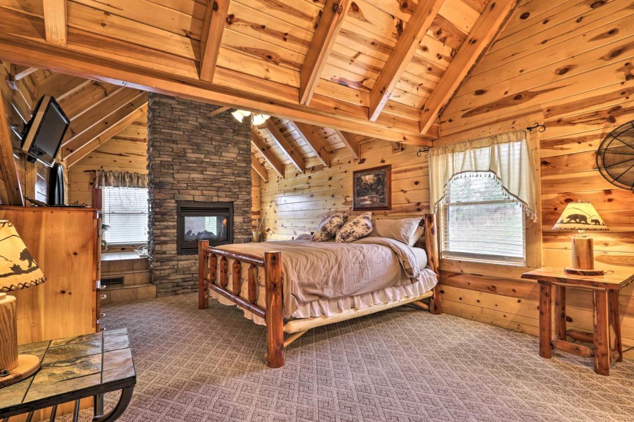 Pigeon Forge Cabin With Games, 1 Mi To Parkway! المظهر الخارجي الصورة