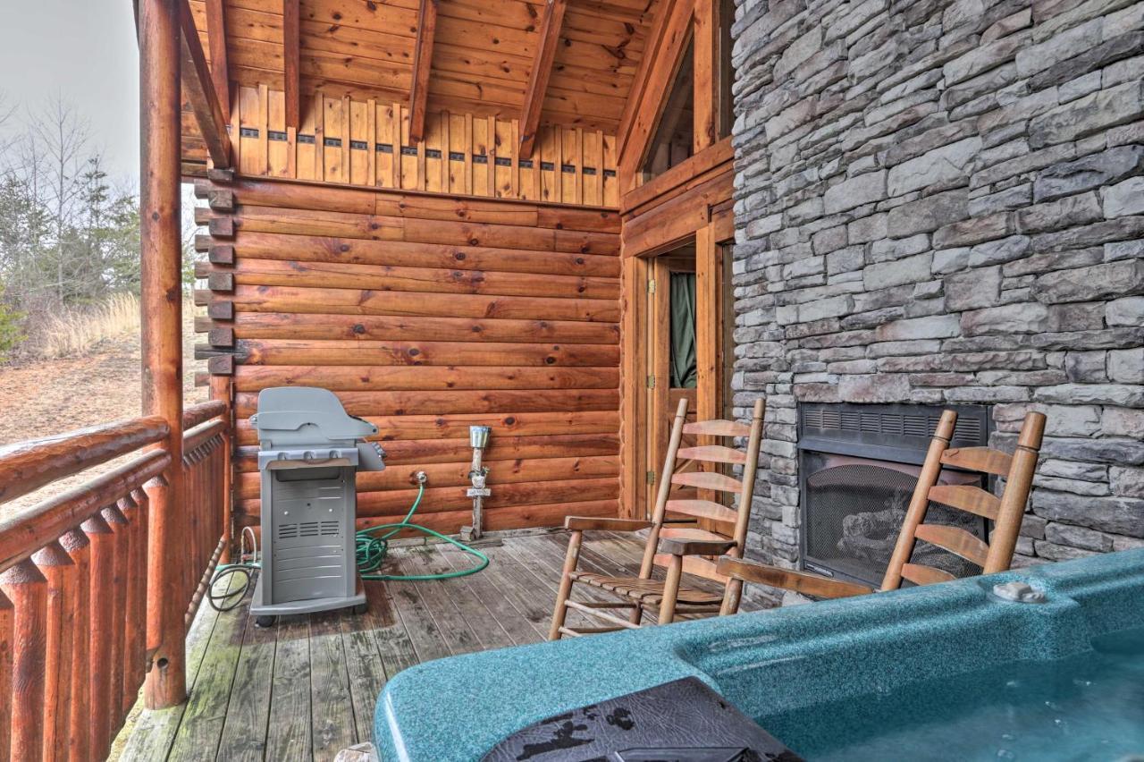 Pigeon Forge Cabin With Games, 1 Mi To Parkway! المظهر الخارجي الصورة